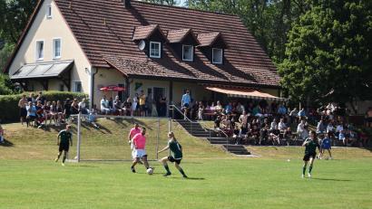 Bild: Sandra Schulz/exb
Die Dorfmeisterschaft des TSV Neudorf ging verletzungsfrei über die Bühne.