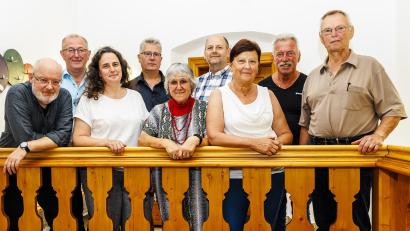 Bild: sus
Der Vorstand der Fotofreunde Pfreimd besteht aus (von links): Clemens Hösamer, Josef Wiesent, Susanne Kimmerl, Gerhard Birner, Monika Renda, Thomas Hösl, Erna Lotter, Alfred Hammer und Hans-Erich Jenke.