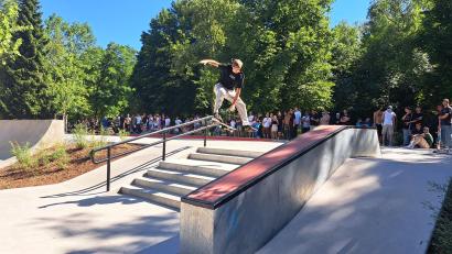 Bild: Laura Enzmann
Mit gewagten Sprüngen beim Wettbewerb um den Best Trick versetzten die Skater das Publikum minutenlang in Staunen.