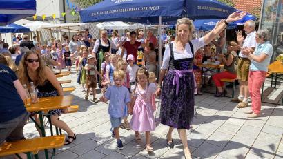 Bild: aub
Auch die Kindergärten hatten bei der Neuauflage der Nabburger Kirwa ihren großen Auftritt.