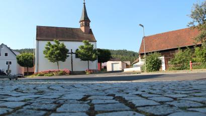 Bild: gri
Der Freudenberger Marktplatz mit seiner Jakobikirche: Die Jakobikirchweih erinnert an die früheren Jahrmärkte in Freudenberg.