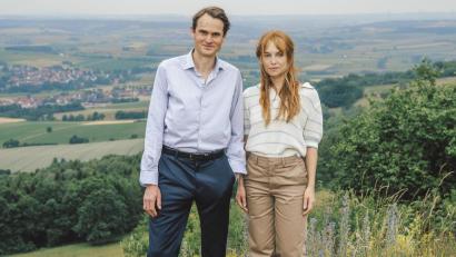 Bild: Bildrechte: BR/X Filme Creative Pool/Hendrik Heiden
Fabian Hinrichs als Hauptkommissar Felix Voss und Sina Martens als Eva Hentschel. Das Duo arbeitet auch im neunten Teil des Franken-Tatorts zusammen.