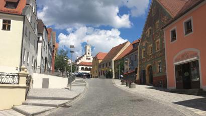 Bild: ihl
Wie wird die Nabburger Altstadt attraktiver? Eine Anfrage von Heidi Eckl (ÖDP) im Stadtrat sorgt für eine heftige Reaktion von Bürgermeister Frank Zeitler.