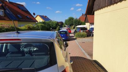 Bild: Lowak
Parkstreifen oder Gehweg? Diese Frage kommt im Bauausschuss Windischeschenbach auf.