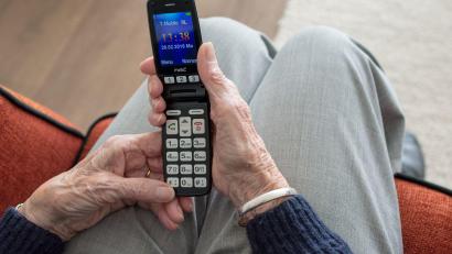 Bild: exb
Eine 75-Jährige aus Sulzbach-Rosenberg wurde Opfer eines Schockanrufs. Die Polizei warnt vor dieser Masche und empfiehlt, sich mit der örtlichen Polizeiinspektion in Verbindung zu setzen.