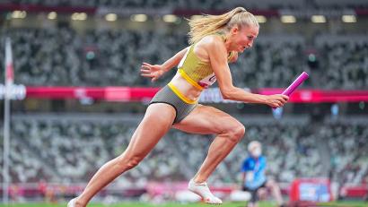 Archivbild: Michael Kappeler/dpa
Corinna Schwab ist für drei Staffeln bei der Leichtathletik-Weltmeisterschaft in den USA nominiert. Ob sie tatsächlich in allen drei Wettbewerben starten wird, ist noch offen.