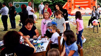 Bild: R. Kreuzer
Die Kolpingfamilie Neunkirchen feiert ihr 75-jähriges Bestehen mit einem bunten Programm für Groß und Klein.
