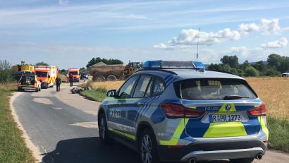 Bild: ihl
Beim Zusammenstoß eines Rollers mit einem Muldenkipper kommt am Freitagvormittag ein 61-Jähriger auf dem Deiselkühner Weg ums Leben.