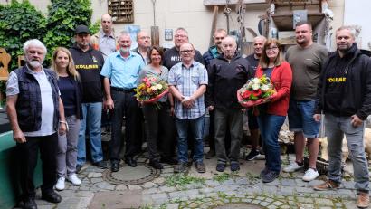 Bild: do
Für 10-, 20 und 25-jährige Treue zur Firma Kollmer ehrten Martin Kohl und Franziska Brüchner (von links) und Geschäftsführer Stephan Kohl (rechts) insgesamt 15 Mitarbeiterinnen und Mitarbeiter.