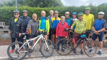 Bild: eku
Die zwölf Radfahrer absolvieren die Strecke in ihren jeweiligen Altersgruppen mit bravourösen Zeiten.