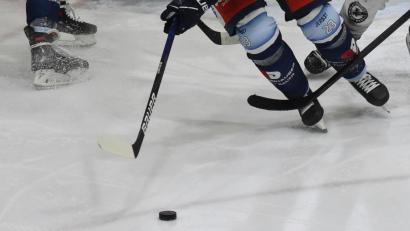 Bild: gb
Die Blue Devils sind in der Saison 2022/23 definitiv am Puck. Der Deutsche Eishockeybund hat allen Oberloigisten die Zulassung erteilt.
Martin Heinisch, Philipp Siller