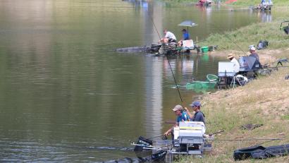 Bild: dl
Die Anglerteams des Browning Cups am Eixendorfer Stausee waren mit ihren Fangergebnissen am Ostufer zufrieden.