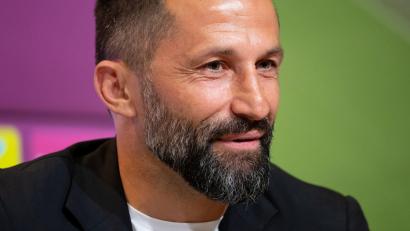 Bild: Sven Hoppe/dpa
Hasan Salihamidzic, Sportvorstand des FC Bayern, hat sich für seine Transferaktivitäten in diesem Sommer die Note 1 verdient.