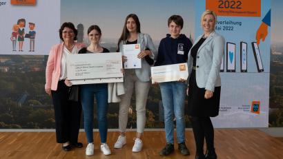 Bild: Jakob Dorner/exb
Auszeichnung der Lobkowitz-Realschule Neustadt mit dem Schulinnovationspreis isi DIGITAL