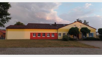 Bild: br
Die Planung zur Erweiterung der Kindertagesstätte „Sankt Michael“ in Schlammersdorf ist bereits abgeschlossen. Die Investition wird den Gemeindehaushalt in den nächsten Jahren stark belasten.
