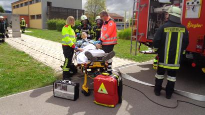 Bild: amö
Der Hausmeister wurde von den Atemschutzträgern gerettet