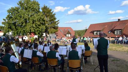 Bild: oe
Das Open Air der Blaskapelle Ammerthal war gut besucht, es vereinte beste Stimmung und großartige Musik.