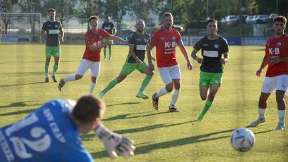 Bild: Andreas Brückmann
Gute Chance kurz nach der Führung für die DJK Gebenbach, um auf 2:0 zu erhöhen. Der Schuss von Nico Becker ging aber knapp vorbei.