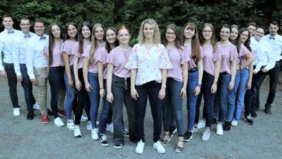 Bild: lep
Der neu gegründete Chor „Polyphonia“ gibt am Freitag, 29. Juli, um 19 Uhr sein erstes Konzert. Die jungen Sängerinnen und Sänger sind zwar aufgeregt, freuen sich aber schon sehr darauf.