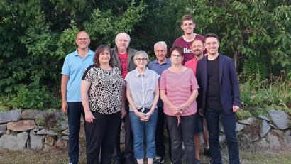 Bild: SPD-Ortsverein Wernberg-Köblitz/exb
Die neue Vorstandschaft des SPD-Ortsvereins mit SPD-Kreisvorsitzenden Peter Wein (rechts).