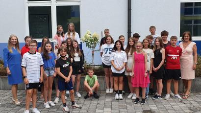 Bild: Matthias Sitzmann/exb
Die Klasse 6A mit Klassenleiterin Martina Sitzmann (links) beteiligte sich an dem