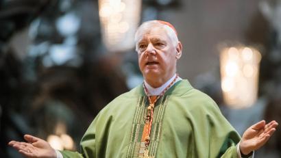 Bild: Andreas Arnold
Kardinal Gerhard Ludwig Müller ist der ehemalige Präfekt der römischen Glaubenskongregation. Er war außerdem Bischof in Regensburg.