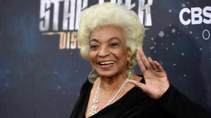Bild: Chris Pizzello/Invision/AP/dpa
Nichelle „Uhura“ Nichols bei einer Veranstaltung in Los Angeles.