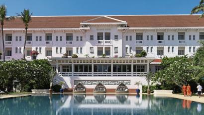 Bild: Carola Frentzen/dpa
Das „Grand Hotel d'Angkor“ in Siem Reap ist eines der ältesten Hotels in Kambodscha – und voller Geschichte.