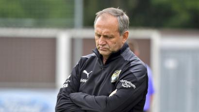 Archivbild: Hubert Ziegler
Karl-Heinz Wagner, der Trainer des FC Amberg, sieht vor allem ein mentales Problem bei seiner Mannschaft.