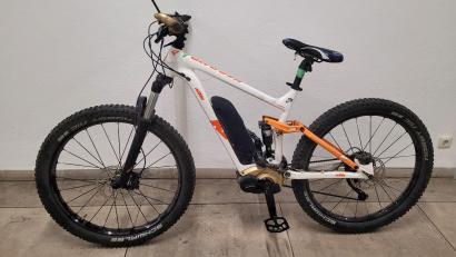 Bild: Polizeiinspektion Sulzbach-Rosenberg/exb
Möglicherweise ist dieses Pedelec der Marke KTM (Typ Kapoho) in den Farben weiß und orange nicht nur technisch manipuliert, sondern auch gestohlen worden.