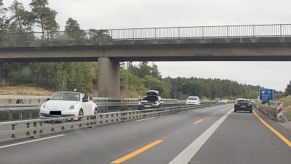 Bild: Thomas Dobler
Wegen der Autobahn-Baustelle auf der A93 bei Teublitz fließt der Verkehr mit zwei Fahrstreifen in Fahrtrichtung Regensburg und einem Fahrstreifen in Fahrtrichtung Weiden