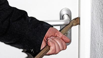 Symbolbild: Polizei
In Waidhaus ist ein Unbekannter in ein Wohnhaus eingebrochen.