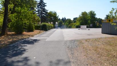 Bild: ak
Die neu gewidmete Ortsstraße dient als Zufahrt zum ausgebauten Containerplatz und zum städtischen Bauhof.