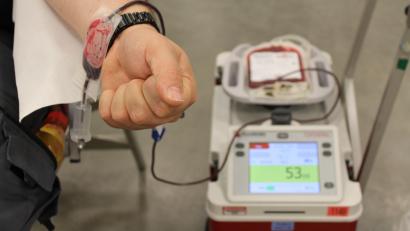 Bild: fks
Einen halben Liter Blut geben Blutspender an jedem Termin ab, um Kranken zu helfen.