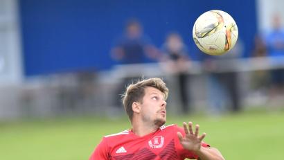 Bild: A. Schwarzmeier
Auf den SC Kirchenthumbach und seinen Spielertrainer Daniel Klempau kommt beim Überraschungsspitzenreiter SV Kohlberg eine schwierige Aufgabe zu.