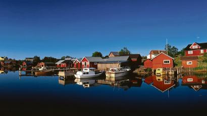 Bild: Udo Haafke/VisitFinland/dpa
Die Åland-Inseln liegen zwischen dem schwedischen und finnischen Festland in der Ostsee. 	Bild: Udo Haafke/VisitFinland/dpa