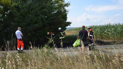 Bild: dob
Von der Feldzufahrt her loderte ein Feuer. Es wurde allerdings schnell entdeckt und richtete keinen Schaden an.