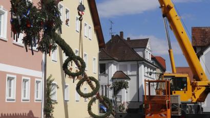 Archivbild: mfh
In Rosenberg und Sulzbach werden die Kirwabäume heuer per Kran aufgestellt.