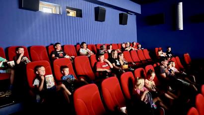 Bild: Anton-Bruckner-Musikschule/exb
Im Kinderferienprogramm hat die Anton-Bruckner-Musikschule einen Kinonachmittag in Oberviechtach organisiert.