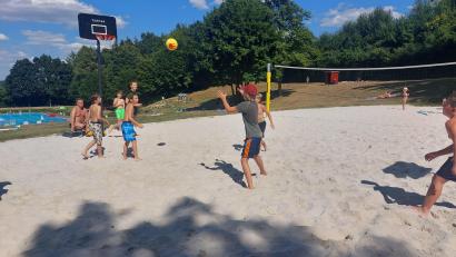 Bild: Karina Kopatsch/exb
Beachbasketball-Turnier vom ATSV Windischeschenbach im Rahmen des Ferienprogramm