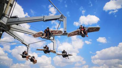 Bild: prh
Ausgebucht war der Ausflug des Kinderferienclubs Neustadt in den Belantis-Freizeitpark bei Leipzig. Die Kids hatten ihre helle Freude in den verschiedenen Themenwelten und den Fahrgeschäften.