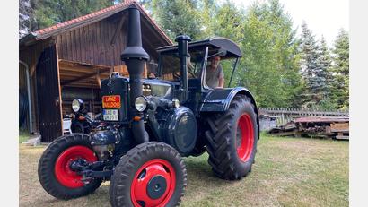 Bild: cv
"Der Lanz D 9506 Ackerluft", Baujahr 1953, ist Hans Deckers ganzer Stolz.