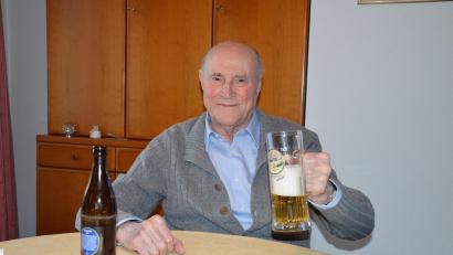 Archivbild: Dominik Konrad
Siegfried Donhauser verstarb Ende Juli in München. Das Bier hat ihm bis zuletzt geschmeckt.