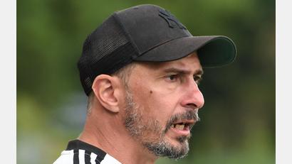 Bild: G. Büttner
Für den Kulmainer Trainer Elvir Zekic zählt gegen Aufsteiger Reuth nur ein Sieg.