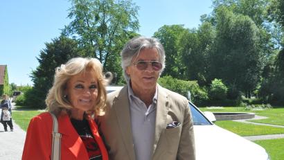 Archivbild: Helmut Kunz
Pierre und Hella Brice besuchen 2011 das Fuggerschloss im schwäbischen Kirchheim.