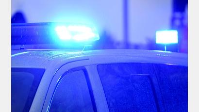 Symbolbild: Carsten Rehder/dpa
Die Polizei Vohenstrauß ermittelt wegen einer verschmierten Hauswand.