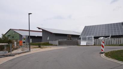 Bild: bö
Im Gewerbegebiet Brunnlettberg in Schmidmühlen will sich ein Unternehmen ansiedeln und in einer bestehenden Halle Düngemittel aus Molkereiabfällen herstellen.