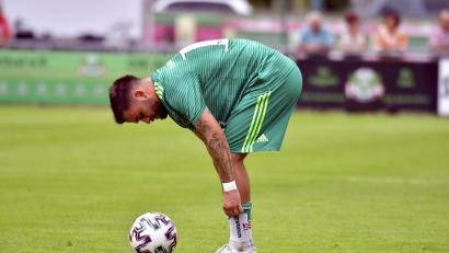 Bild: Hubert Ziegler
Tim Sulmer (Bild) ist eine richtige Verstärkung für das Team von Trainer Jürgen Schmid. Vier Treffer erzielte der Neuzugang der DJK Ammerthal bisher.