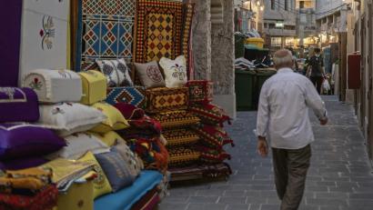 Bild: Arne Bänsch/dpa
Der Suk Wakif in Doha steht sinnbildlich für Katars traditionelle Seiten.