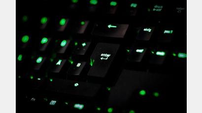 Symbolbild: Alexander Prautzsch/dpa-Zentralbild/dpa
Ein mittelfränkisches Unternehmen mit zwei Werken im östlichen Landkreis ist Opfer eines Hackerangriffs geworden. Die Polizei hat die Ermittlungen eingeleitet.